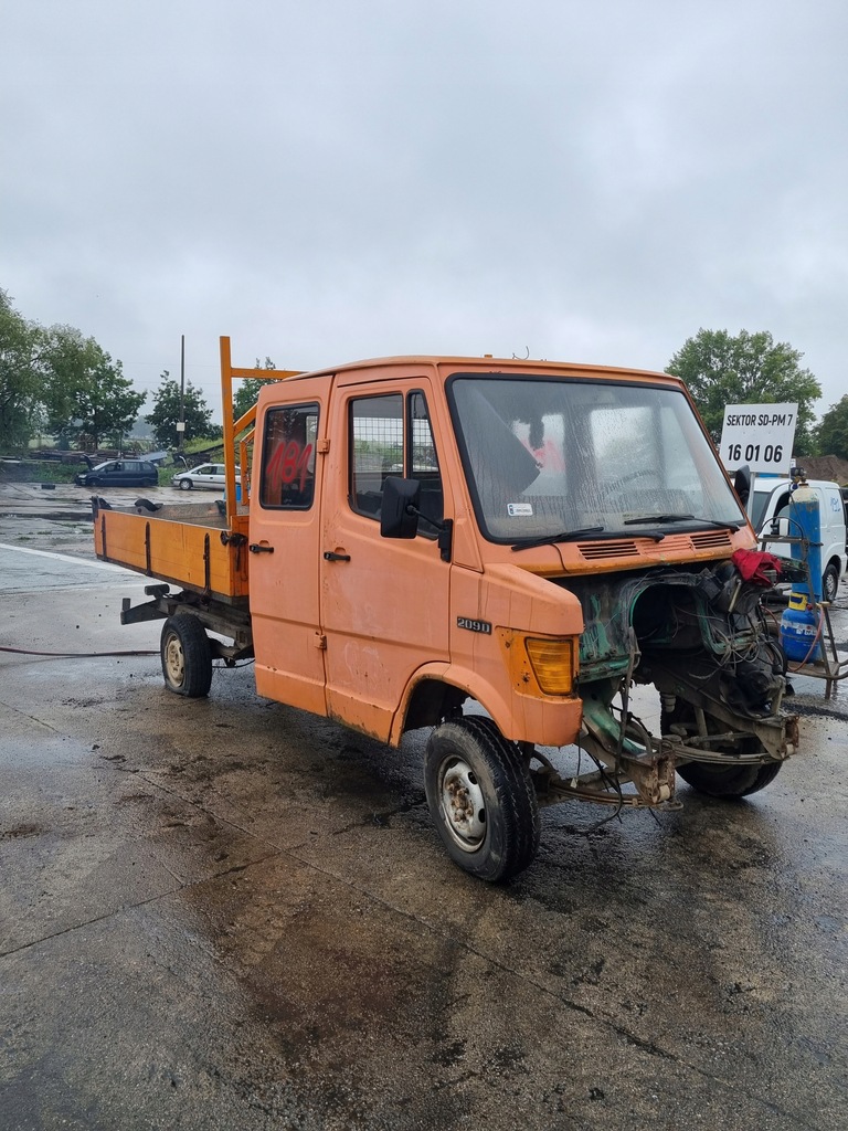 Paka wywrotka kiper zabudowa mercedes kaczka