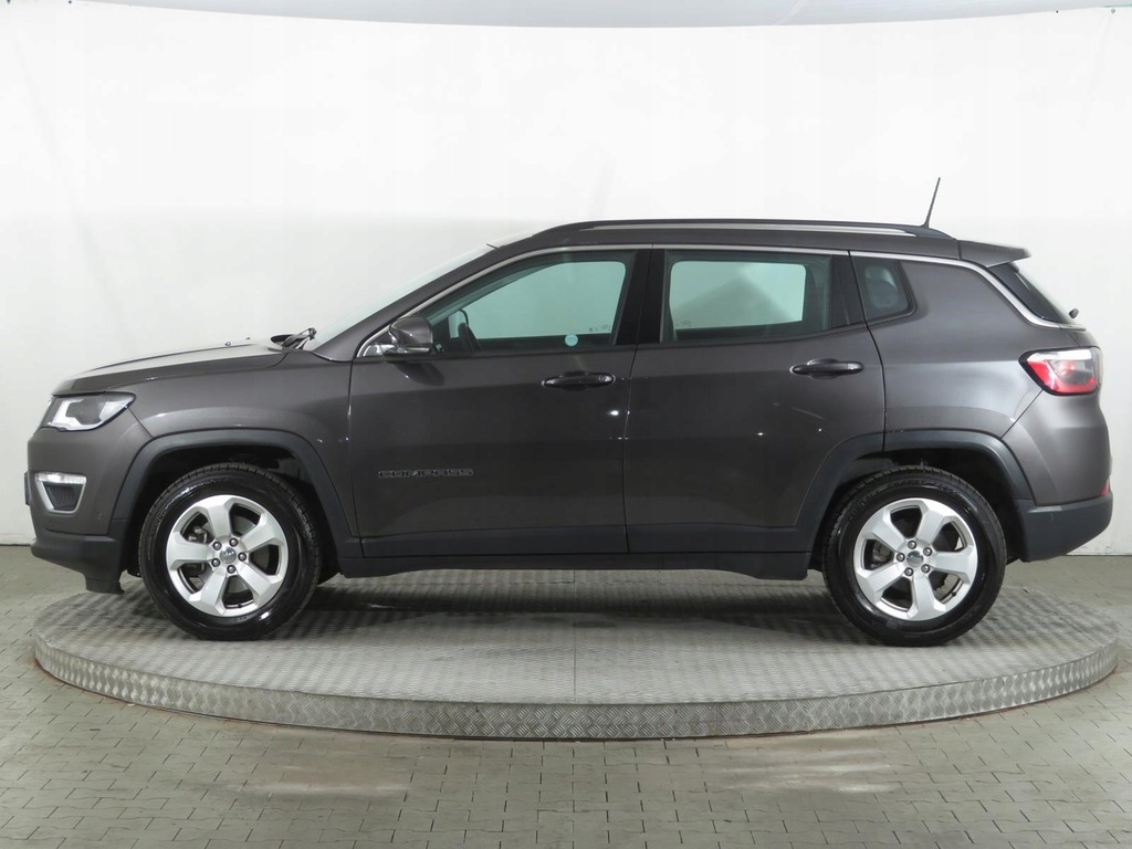 Купить Jeep Compass 1.4 MultiAir, Салон Польша: отзывы, фото, характеристики в интерне-магазине Aredi.ru