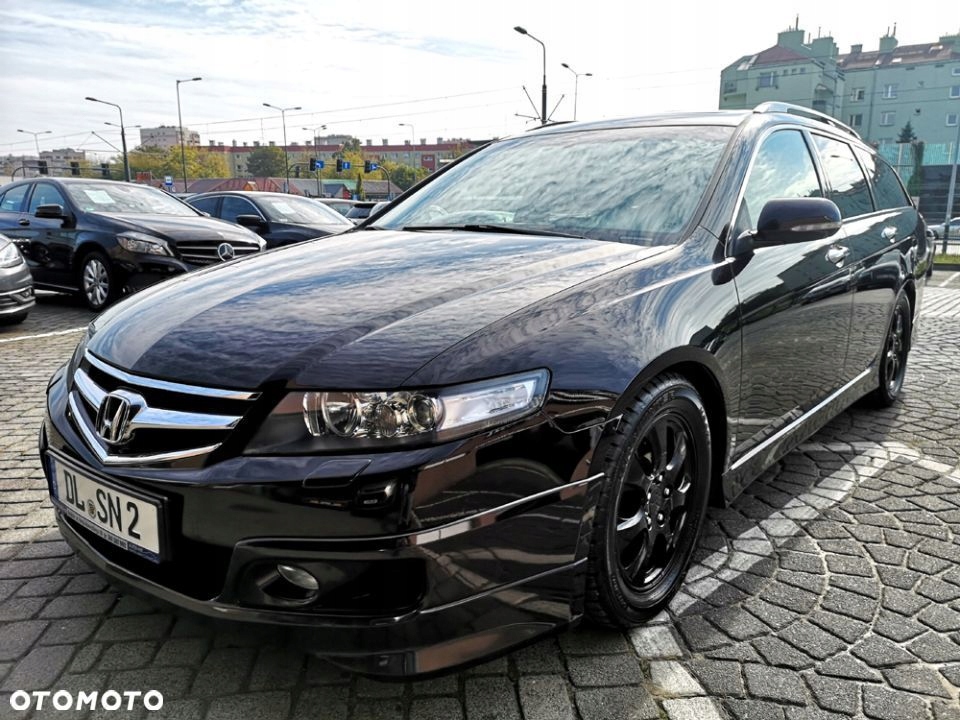 Honda Accord 140KM