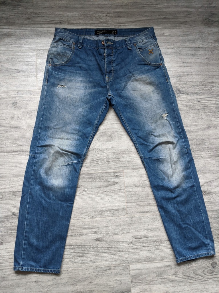 Spodnie jeansowe, jeansy Reserved tapered - 36/32