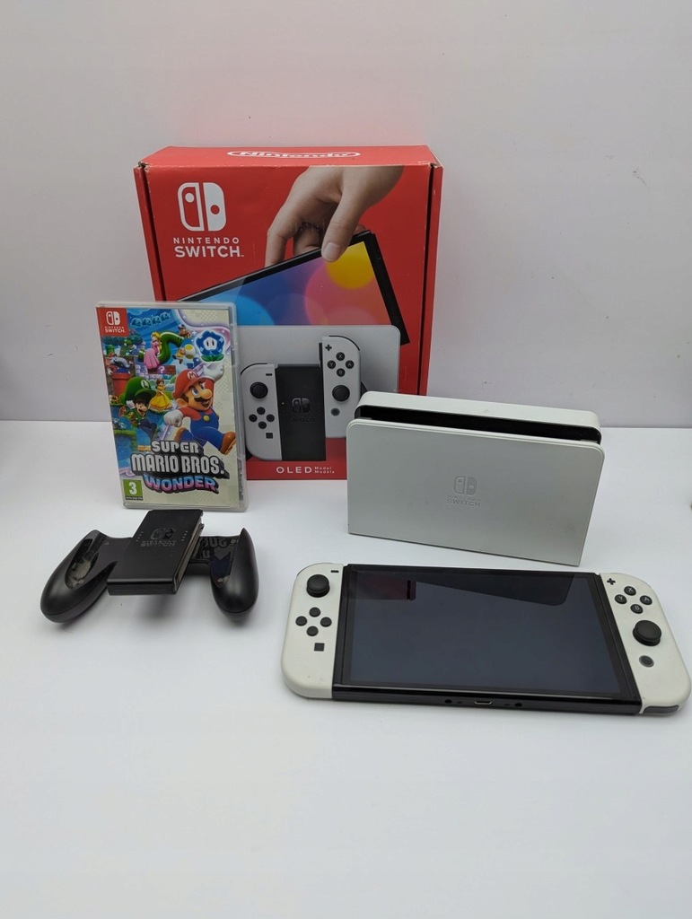 Konsola Nintendo Switch HAC-001 gra Super Mario Br