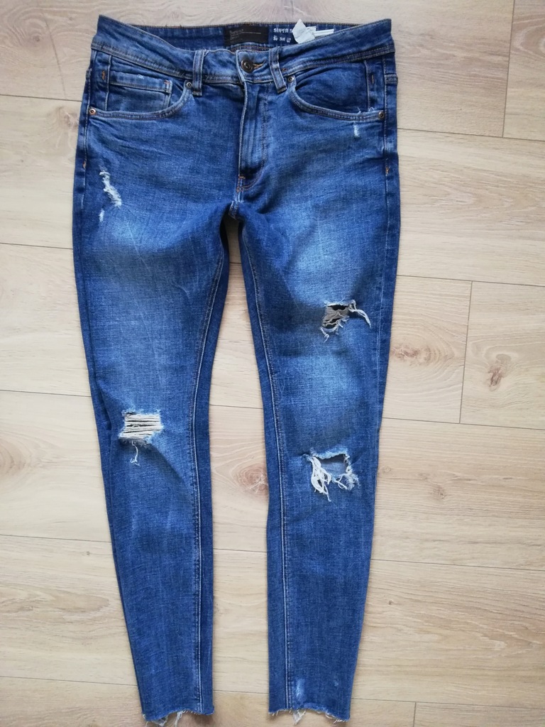 BERSHKA _ SUPER SKINNY FIT ROZMIAR 38 M