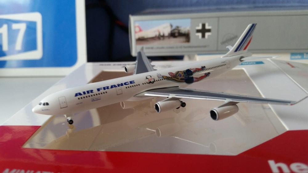 Купить 1:500 Airbus A340-300 Air France Франция 1998 г. Herpa: отзывы, фото, характеристики в интерне-магазине Aredi.ru