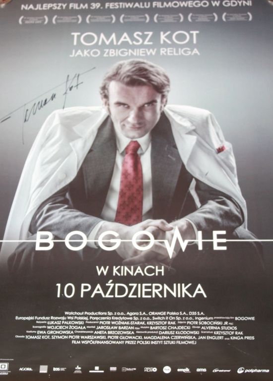 Plakat z Filmu Bogowie z autografem Tomasza Kota