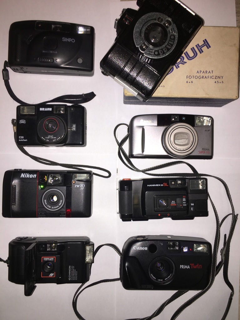 Aparaty analogowe 8 sztuk Nikon Canon