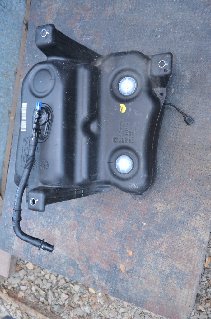 Zbiornik adblue vw passat b8 arteon 3Q0131877C 12253327271
