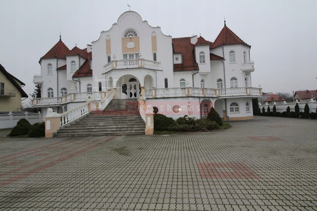 Dom, Opole, Zaodrze, 1500 m²