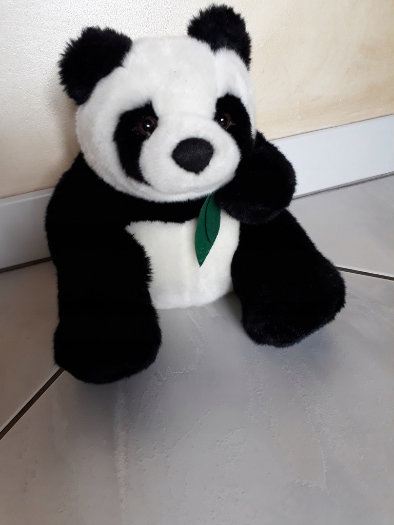 Maskotka PANDA z listkiem, stan idealny