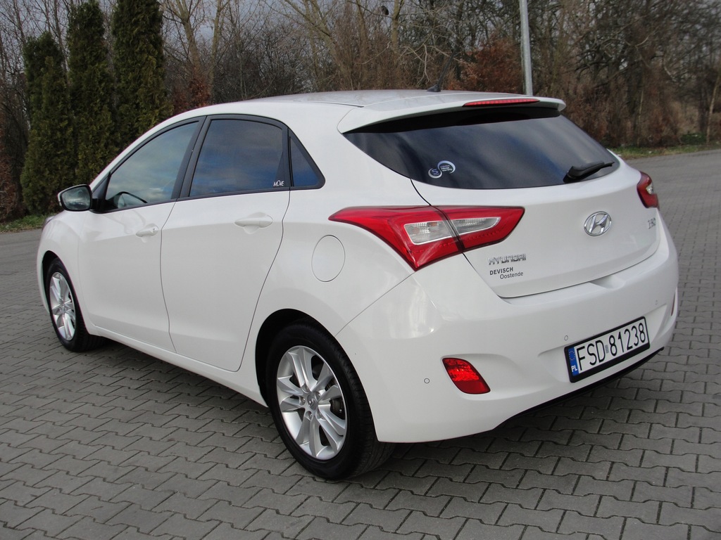 HYUNDAI I30 2014 MOVE BENZYNA 50 TYS.KM SERWIS ALU