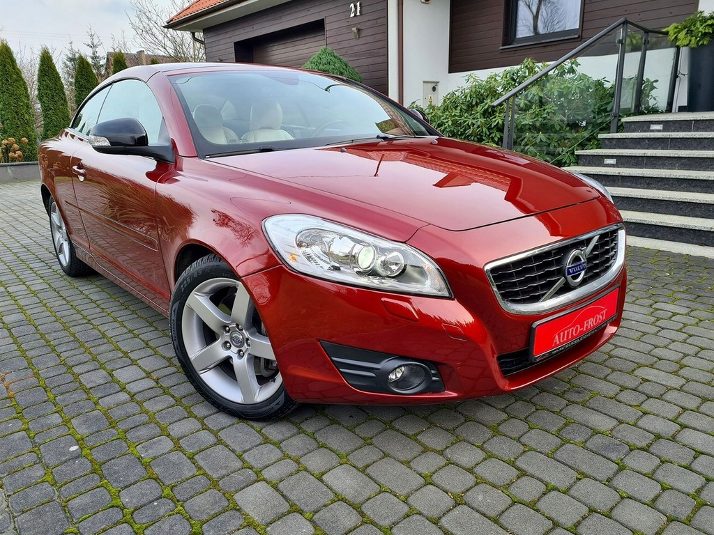 Volvo C70 Summum Po Liftingu Kremowe Skóry