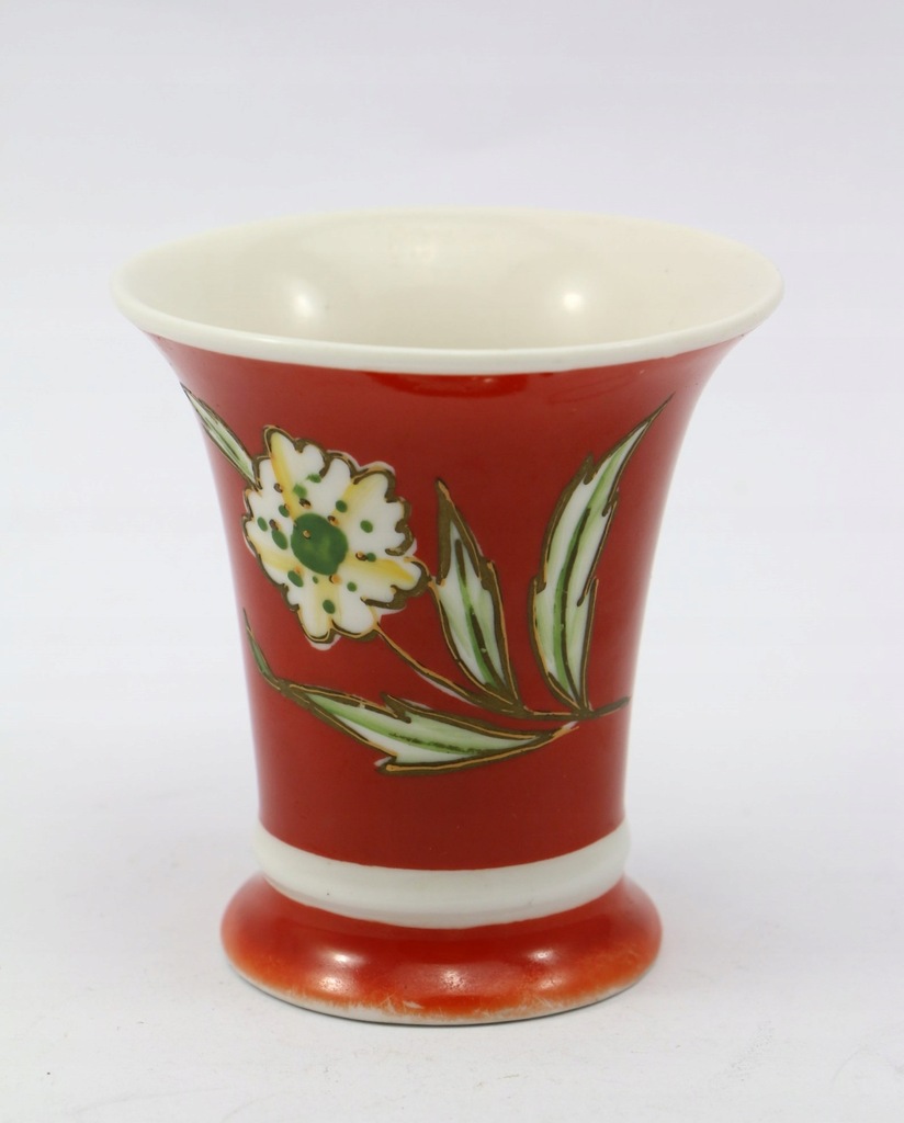 Mały wazon porcelanowy - sygnowany 3136