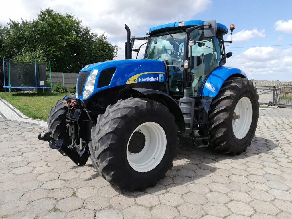 Traktor New Holland NH T7050 2010 195KM Nowe opony