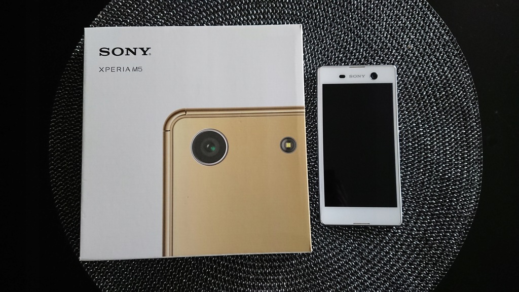 Telefon Sony Xperia M5 sprawny biały wodoodporny