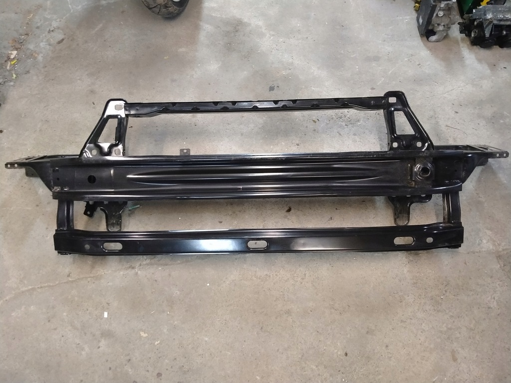 t.na様 NAROŻNIK LEWY ZDERZAKA TYŁ TRANSIT 19- 22- _ 2402560 _ BK31