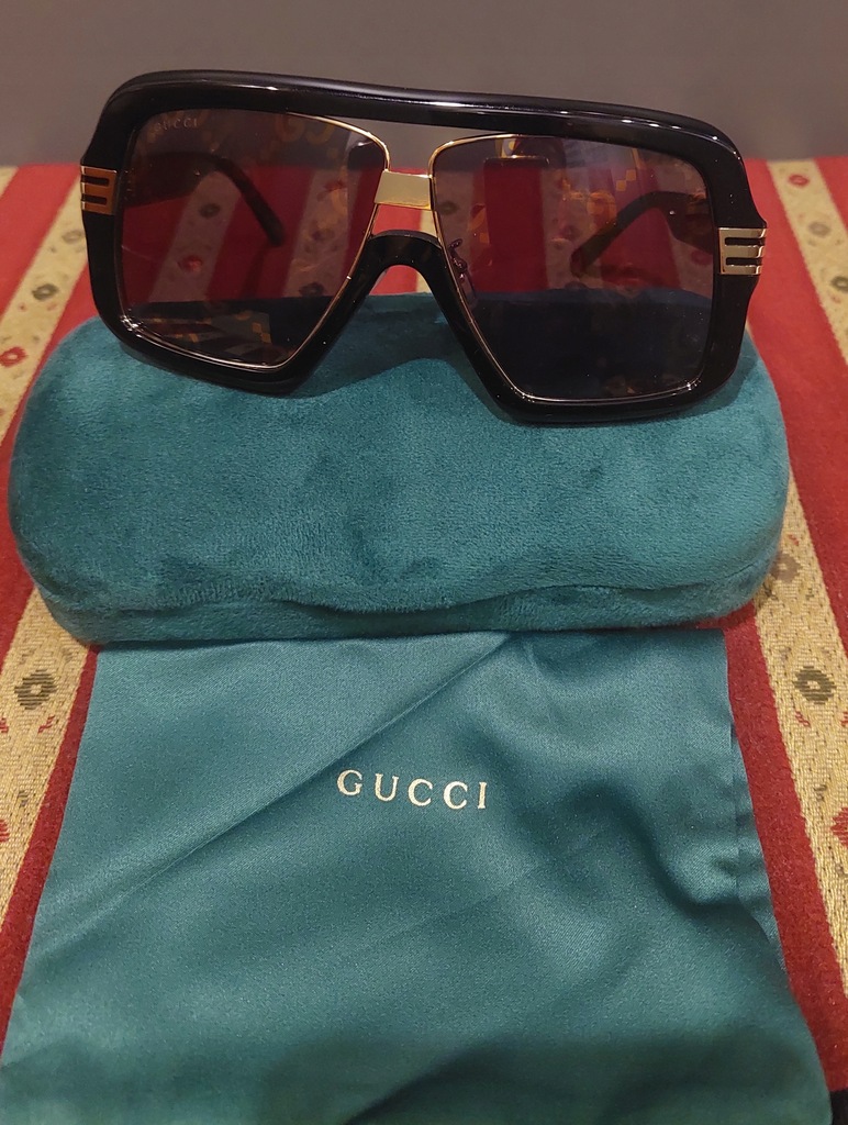 CZARNE OKULARY PRZECIWSŁONECZNE GUCCI