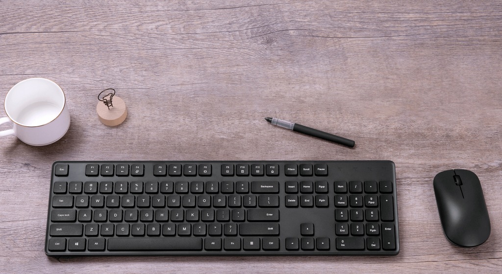 Купить Беспроводной комбинированный комплект клавиатуры и мыши Xiaomi: отзывы, фото, характеристики в интерне-магазине Aredi.ru