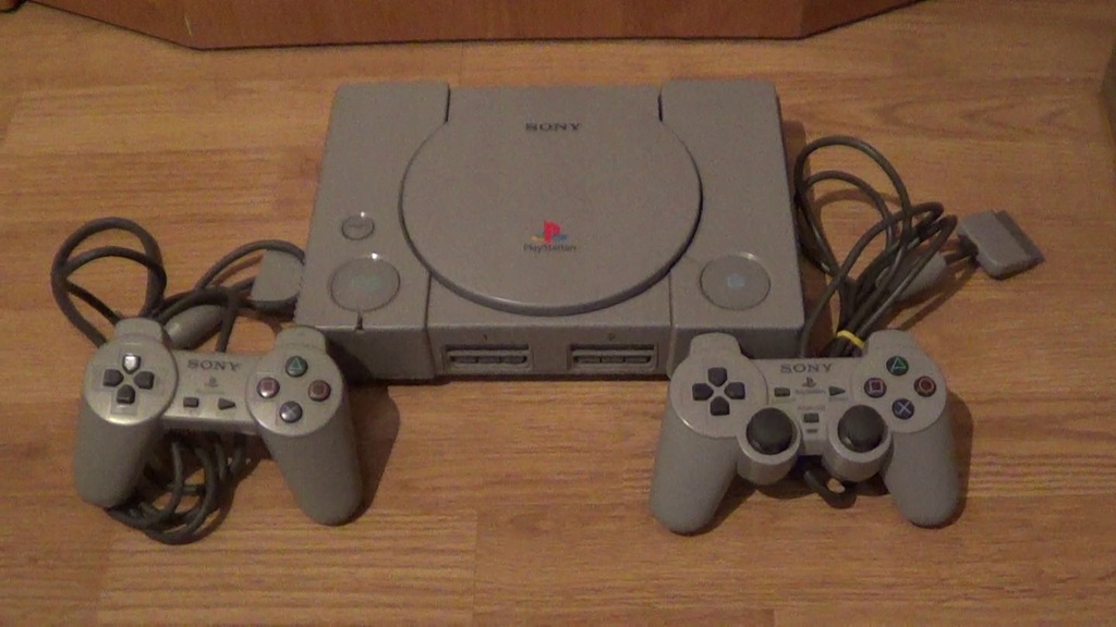 PlayStation 1 model SCPH-7502 PRZEROBIONA + 2 pady