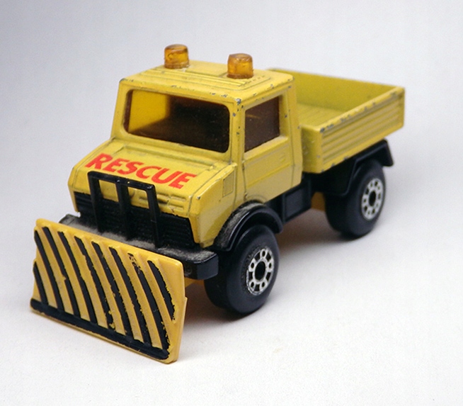 MATCHBOX MERCEDES UNIMOG