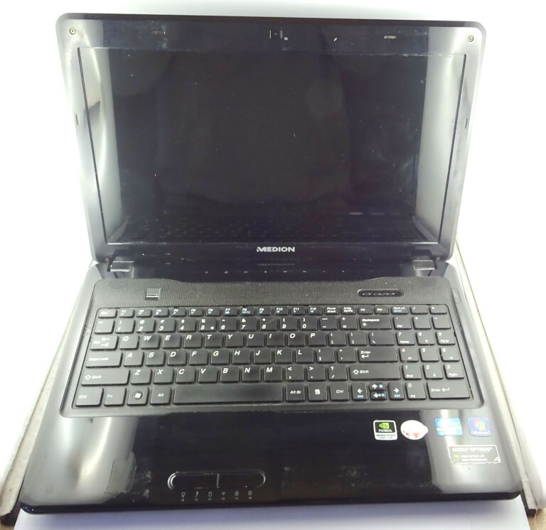 LAPTOP MEDION X6816 8/750GB HDD I7-2670QM