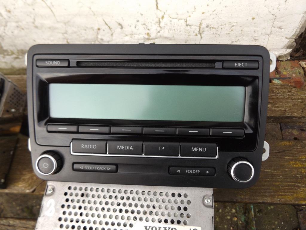 RADIO RCD 310 VW GOLF V VI CADDY TOURAN PASSAT KOD