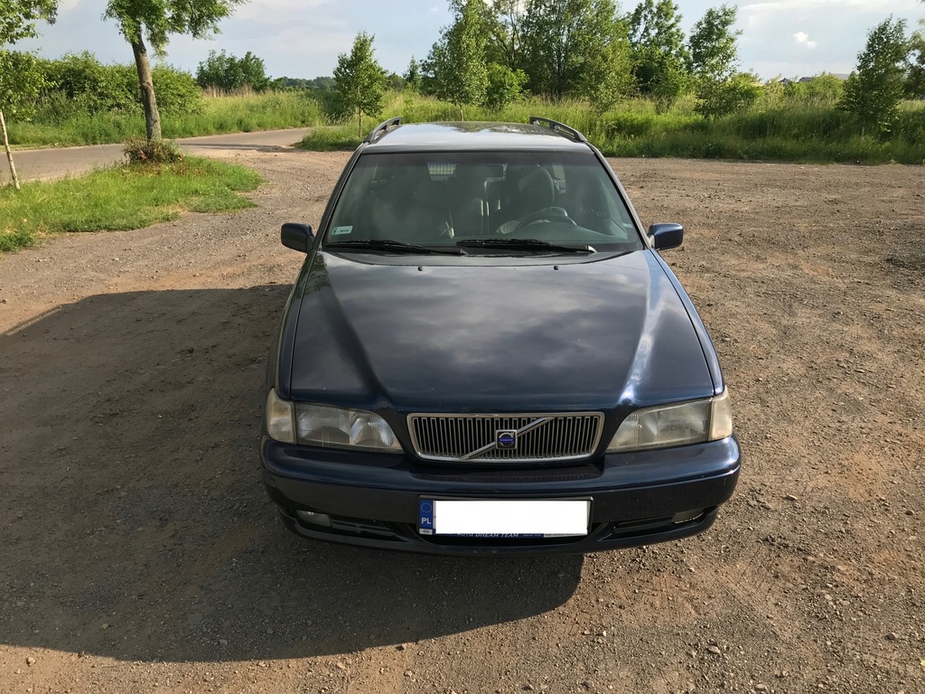 Volvo v70 2.5 tdi 140