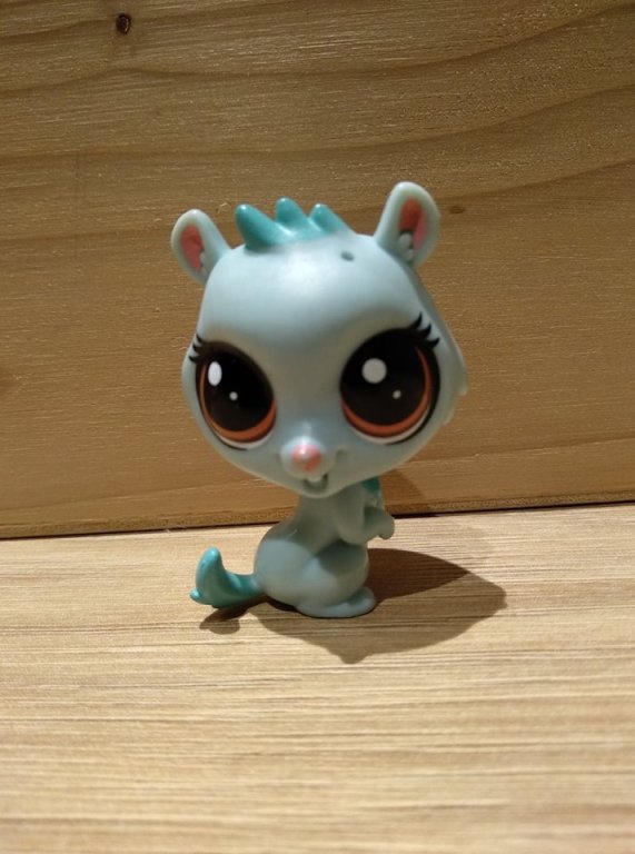 Littlest Pet Shop figurka od Kamilki:)