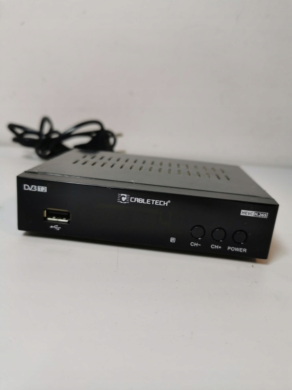 Dekoder Cabletech DVBT-T2 URZO338 bez pilota