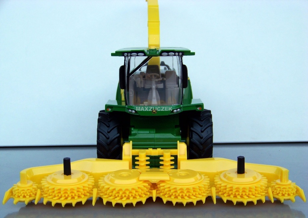 Britains 43198 John Deere 8600i Sieczkarnia 1:32