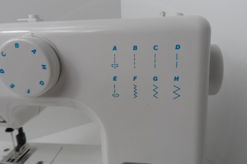 MASZYNA DO SZYCIA TESCO MINI SEWING MACHINE 8117905884 oficjalne