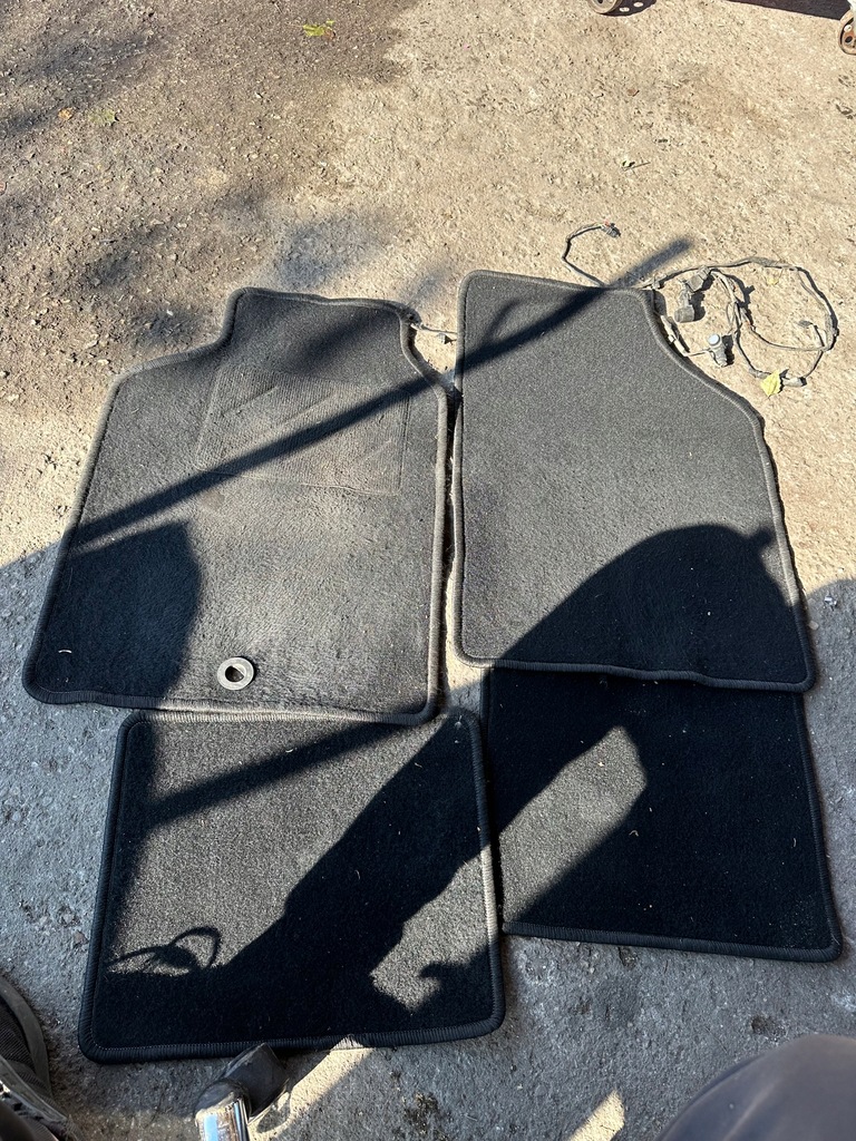 Hyundai ix35 10-15r. Dywaniki welurowe Economy