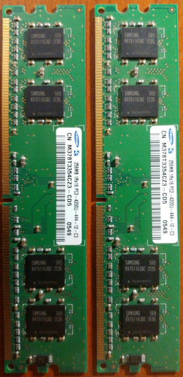 SAMSUNG 512MB 2x256MB DDR2 PC2-4200U-444-12-C3