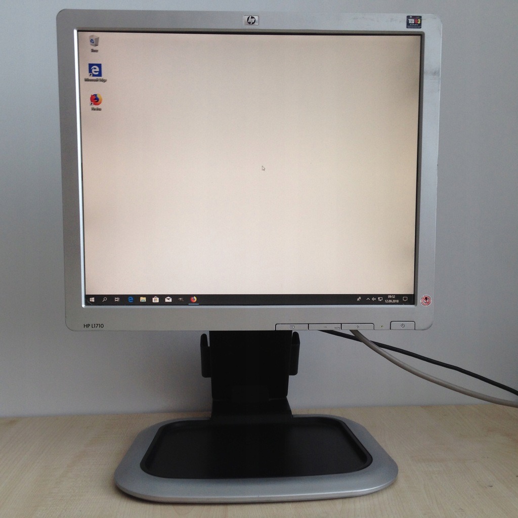 MONITOR HP 17