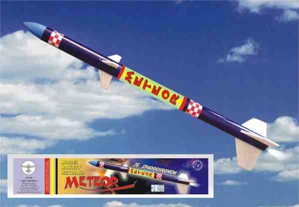 Meteor - model rakiety ze spadochronem