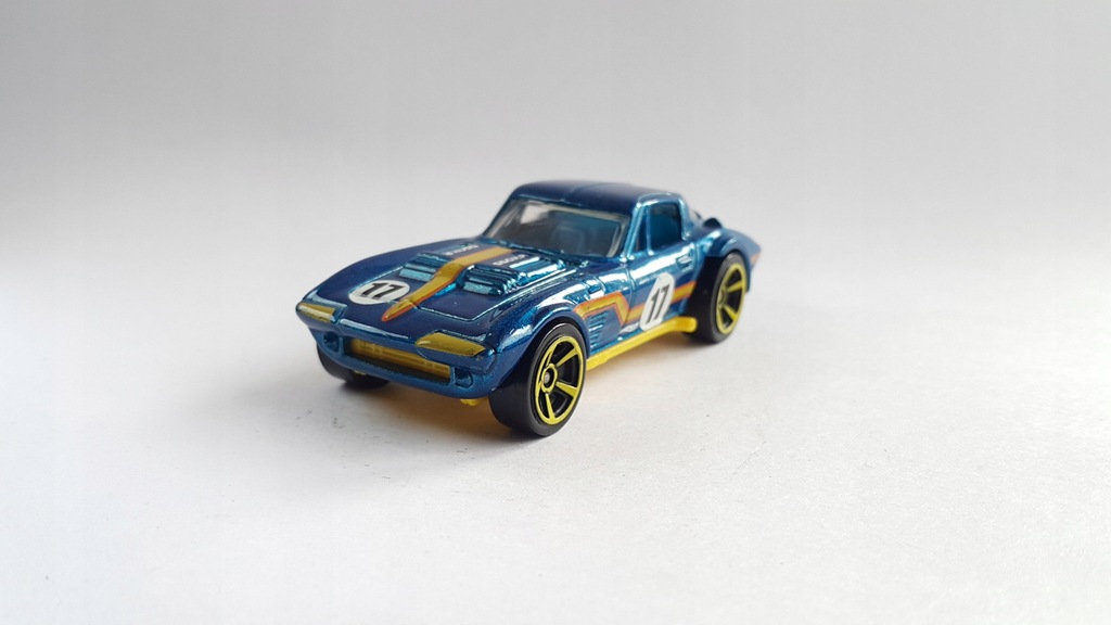 HOT WHEELS CHEVROLET CORVETTE GRAND SPORT