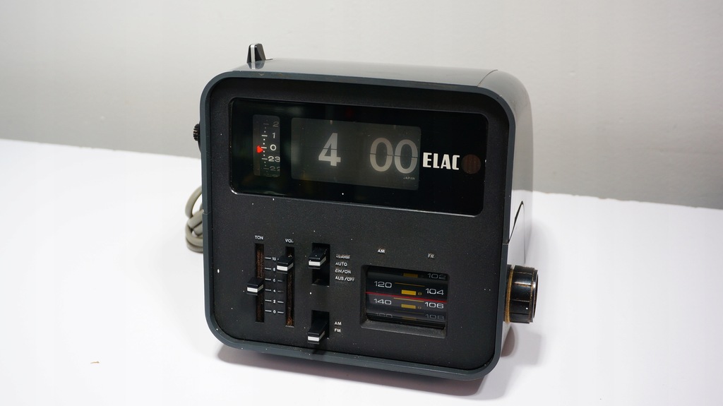 Retro Zegar Klapkowy z Radiem w stylu Space Age Elac RD 100