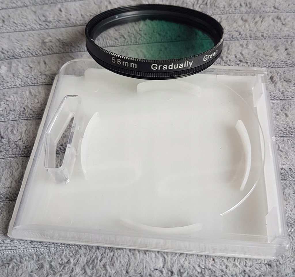 Filtr zielony połówkowy 58 mm ,obrotowy .