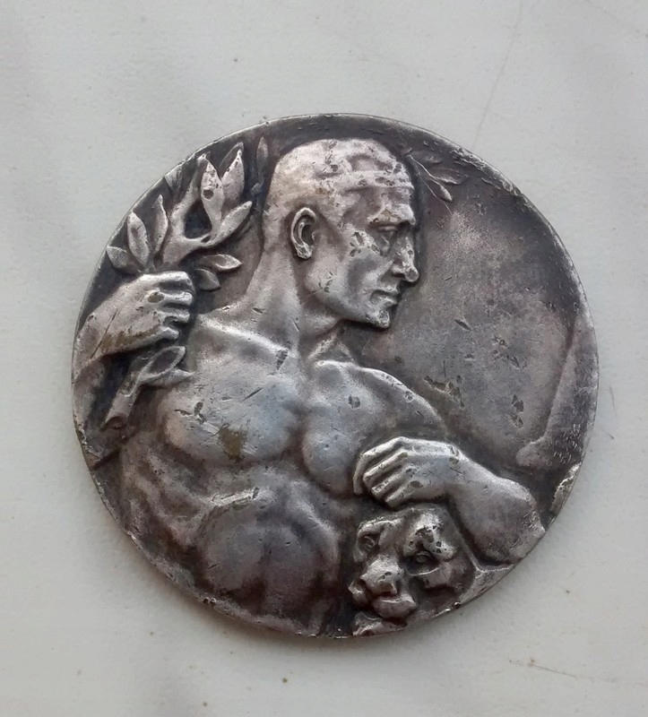 Medal Juliusz Cezar
