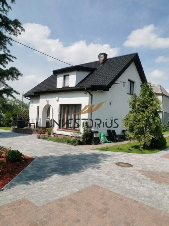 Dom, Brwinów, Brwinów (gm.), 147 m²