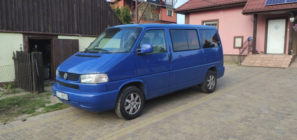 VW Transporter T4 (Caravelle) 2,5 TDI - 1998 rok