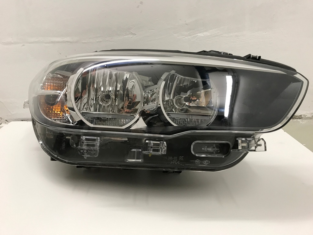 BMW 1 F20/21 Lampa przód Prawa 2016/2017 rok. 7125451035