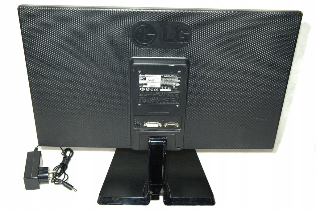 Monitor LG FLATRON E2242 Full HD 1920x1080 13538657306 oficjalne