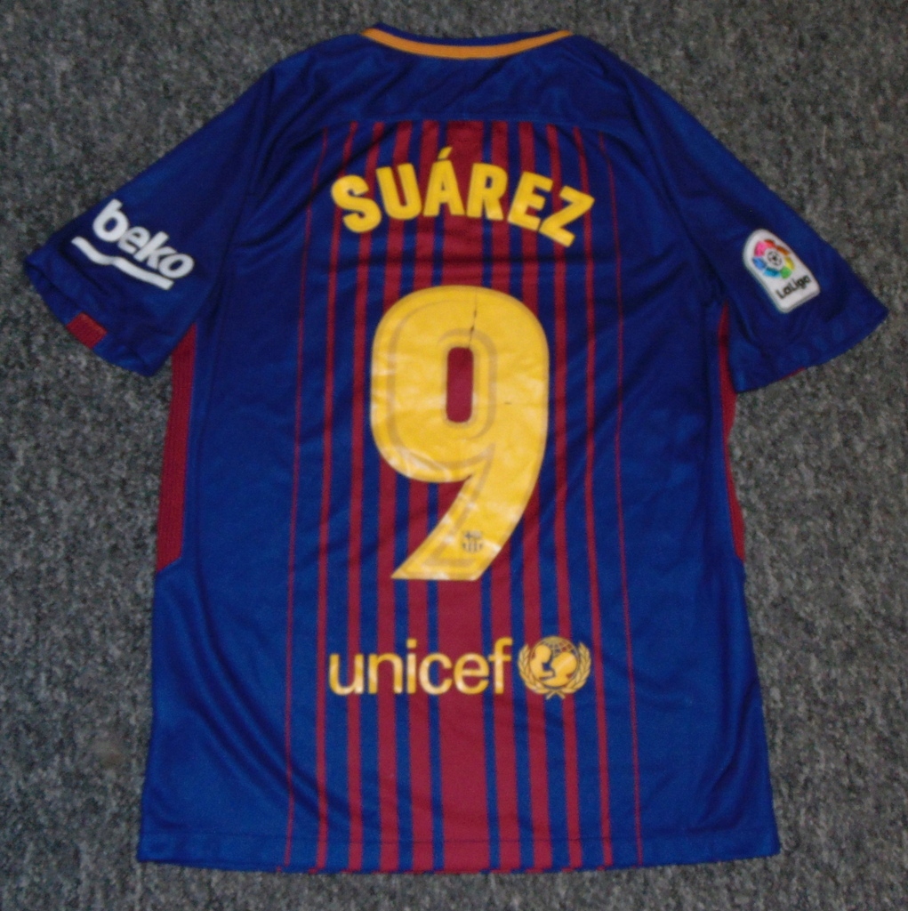KOSZULKA FC BARCELONA NR 9 SUAREZ S