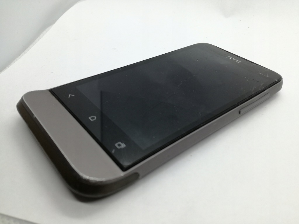 ORYGINALNY TELEFON HTC ONE V