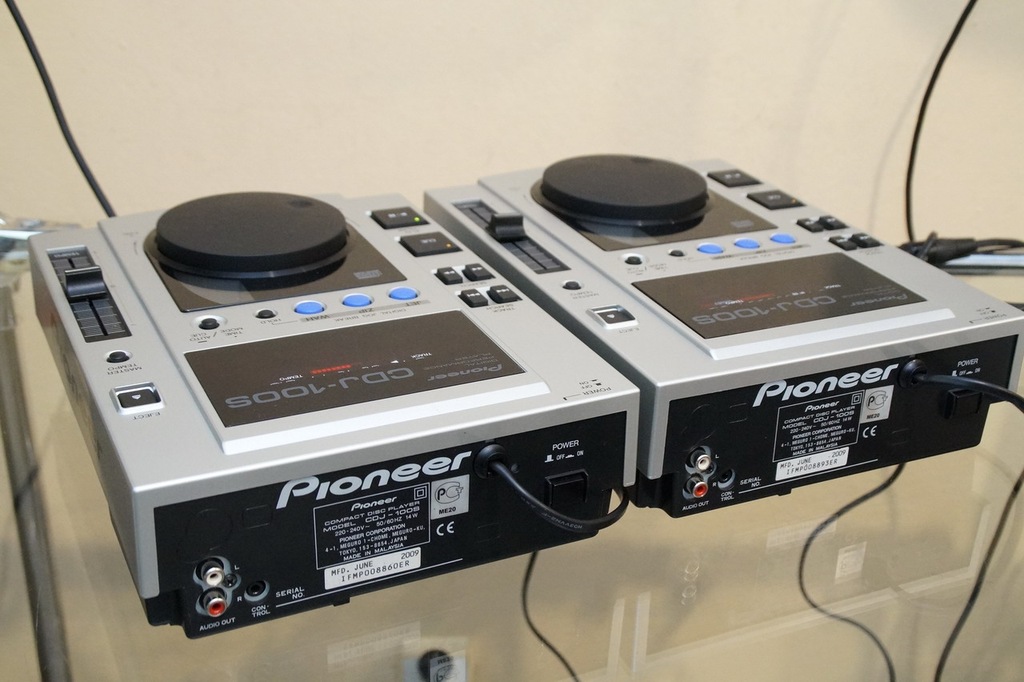 Pioneer DJミキサー　DJM-300-S CDJ-100S 2台セット Pioneer DJミキサー DJM-300-S CDJ-100S 2台セット - メルカリ