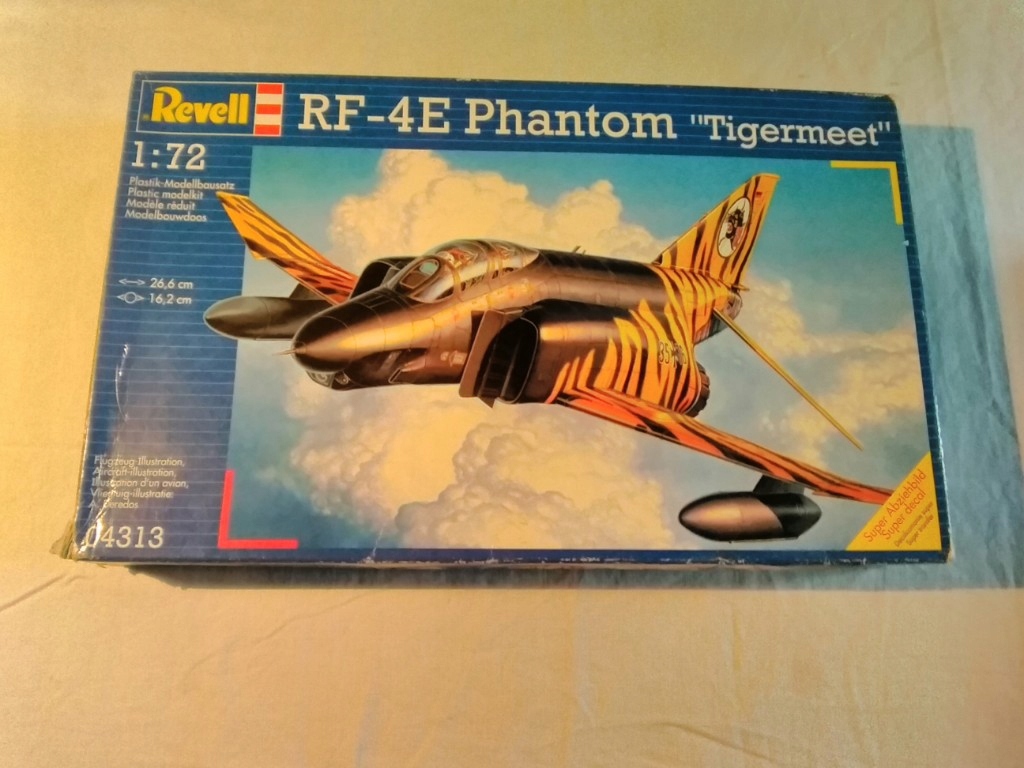 Revell RF 4E Tiger meet 1/72