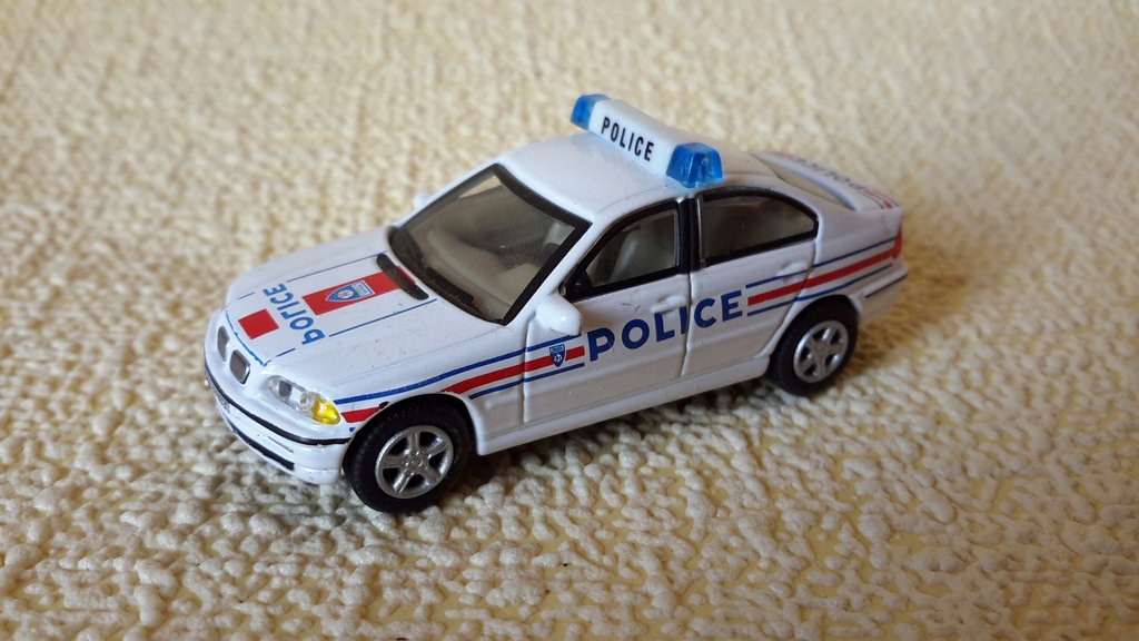 BMW 3 POLICE - HONGWELL , CARARAMA , 1:72