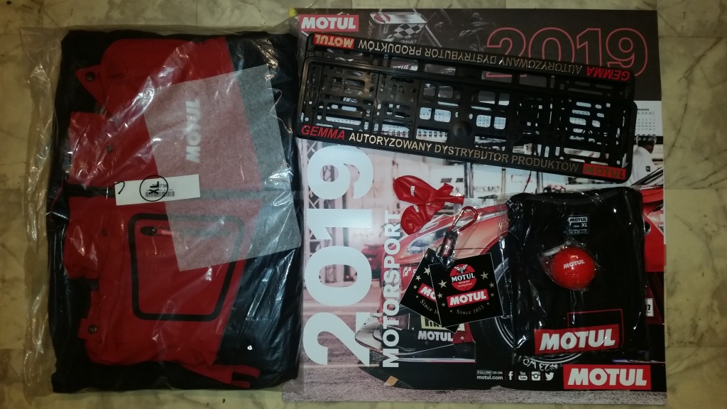 MOTUL: kurtka zimowa, kalendarz, tablice + gadżety