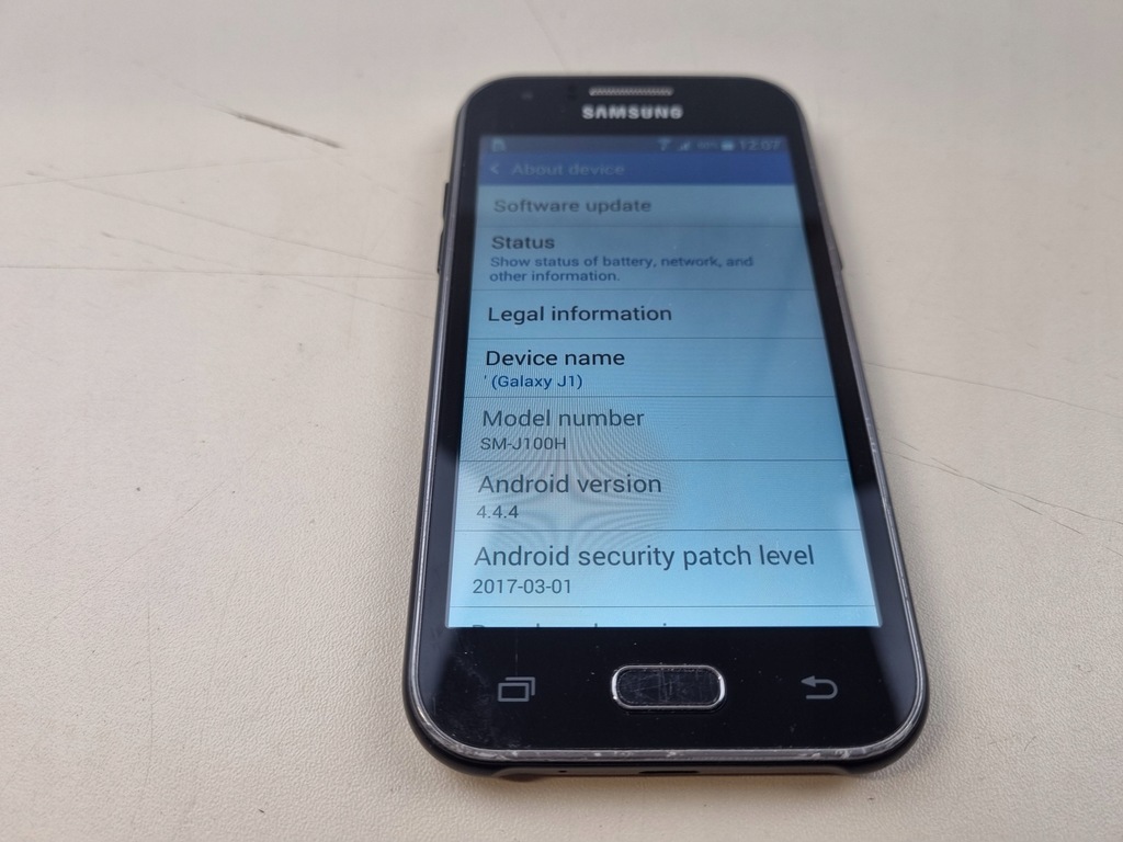 Samsung Galaxy J1 4GB (2119143)