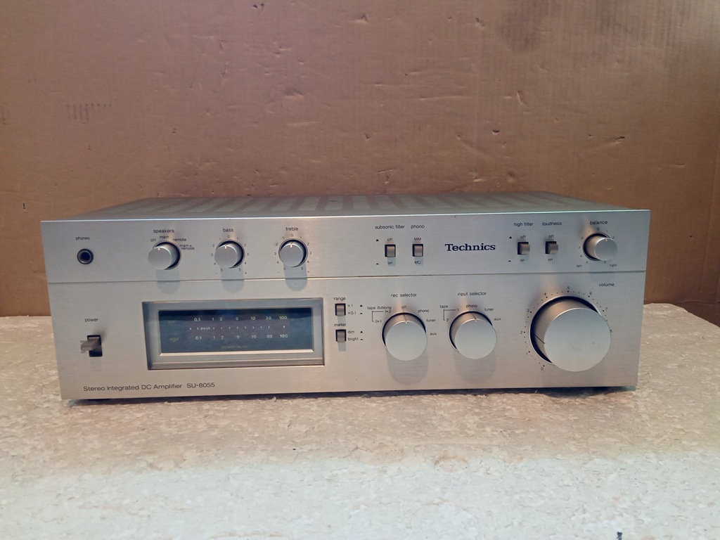 TECHNICS SU-8055