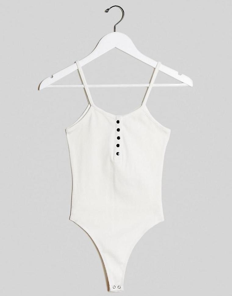 P4V034 BERSHKA__NW5 BIAŁE BODY PRĄŻKI STRINGI__L